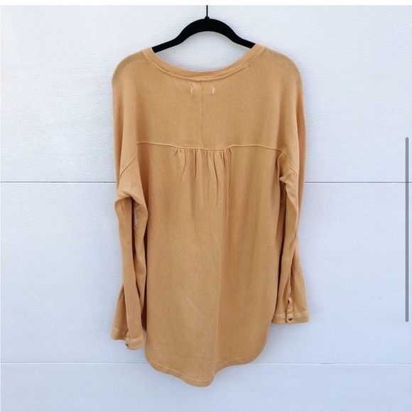 Free People We the free oversized peach fuzz top - Picture 5 of 8